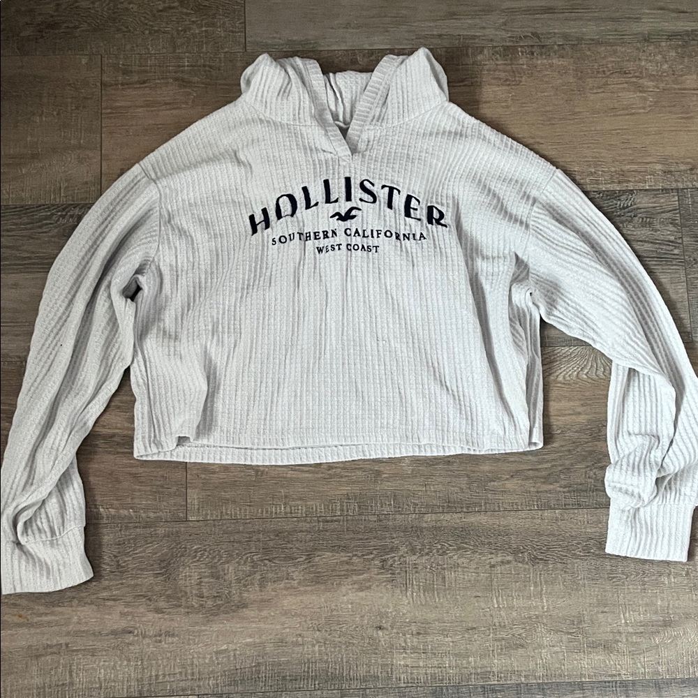 Hollister Women's White Ribbed Hoodie